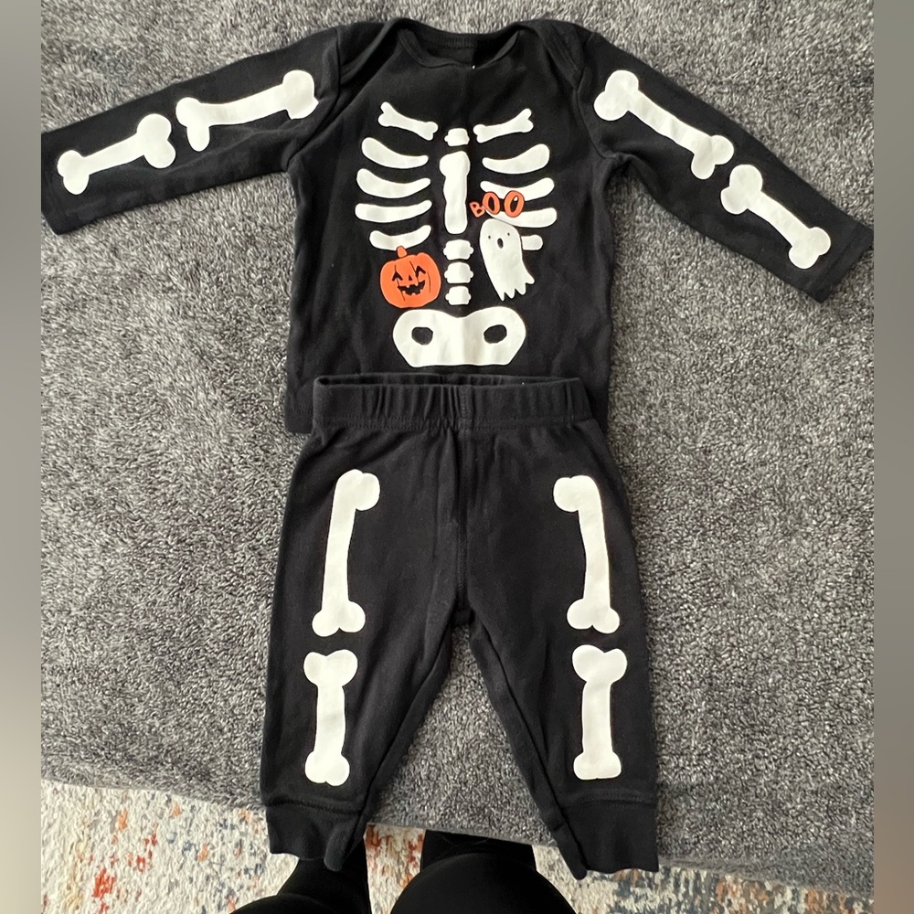 Carter’s Halloween Outfit